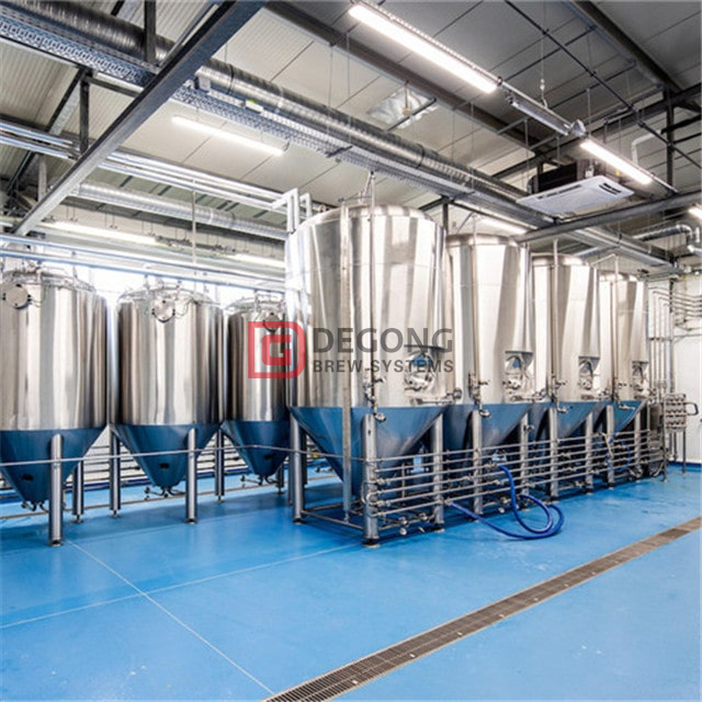 Attrezzatura di produzione della birra SUS304 con riscaldamento a vapore certificata PED 20HL per uso commerciale
